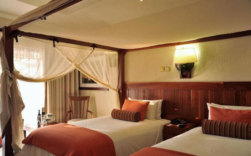 Cresta Mowana Safari Lodge Kasane Exterior photo