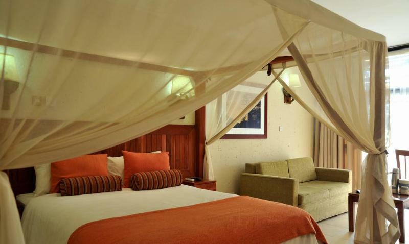Cresta Mowana Safari Lodge Kasane Exterior photo